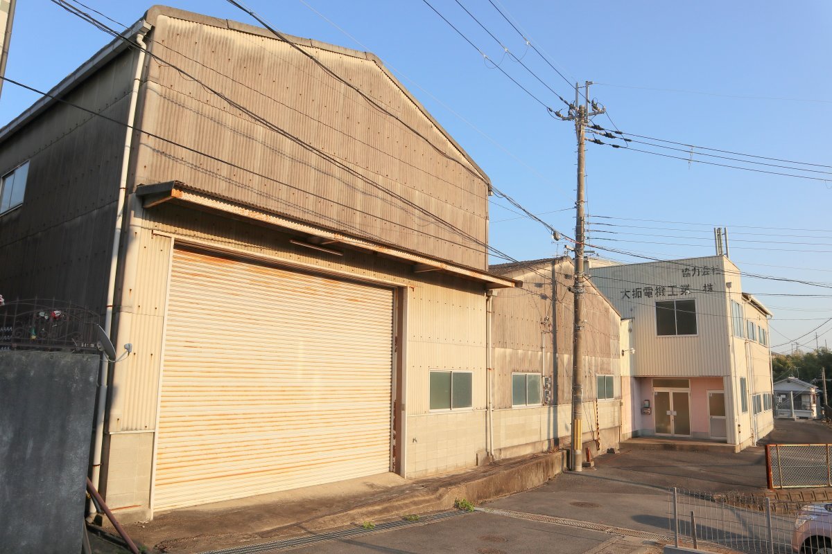奈良県大和郡山市  倉庫・事務所♪ 