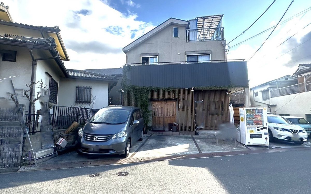 ☆枚方市長尾東町の店舗付き住宅☆