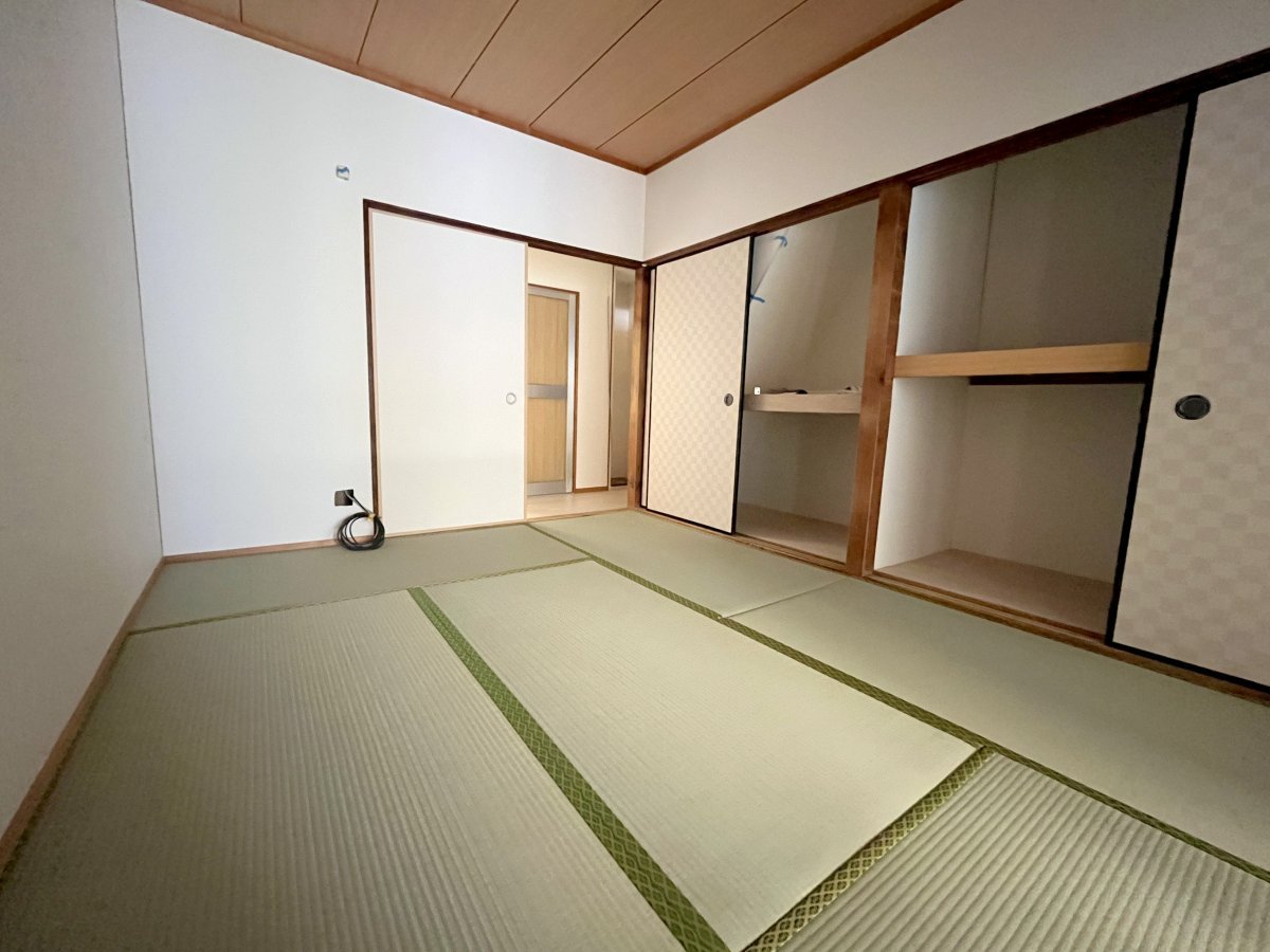 ダイニングとしてもお使いいただけます♪