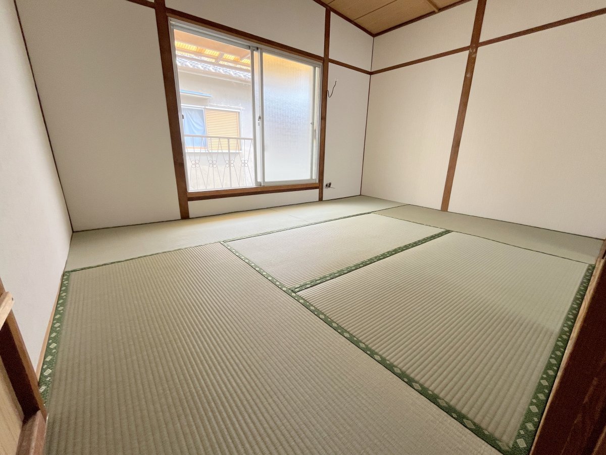 ホッと落ち着く和室です♪