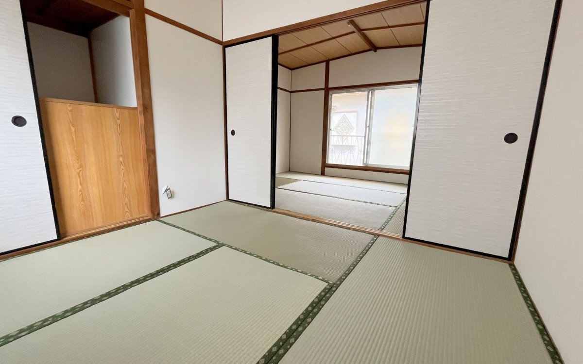 各お部屋に襖がありますので、プライベート空間保っていただけます♪